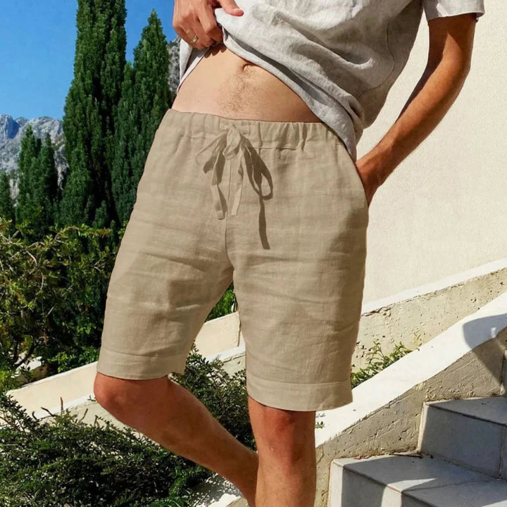 Menns klassiske hverdagsshorts for optimal komfort og stil. Allsidig fritidsshorts for sommerbruk.