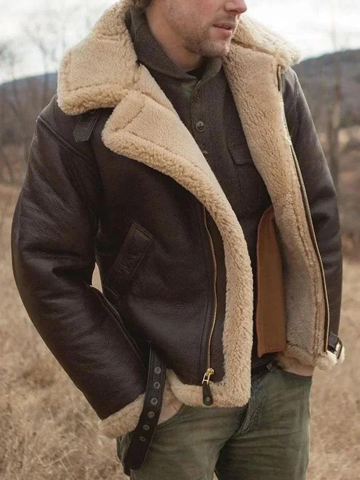 Pilotjakke for menn med varm saueskinnskrage og fôr. Klassisk RAF-stil vinterjakke.