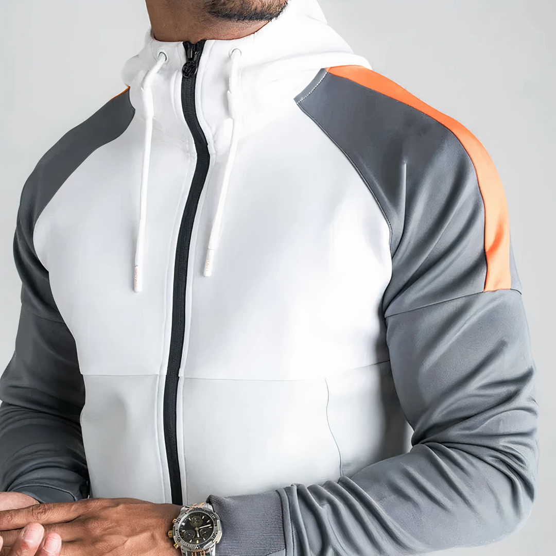 Stilfull herre treningsdress med sporty design, perfekt for en komfortabel og aktiv hverdag.