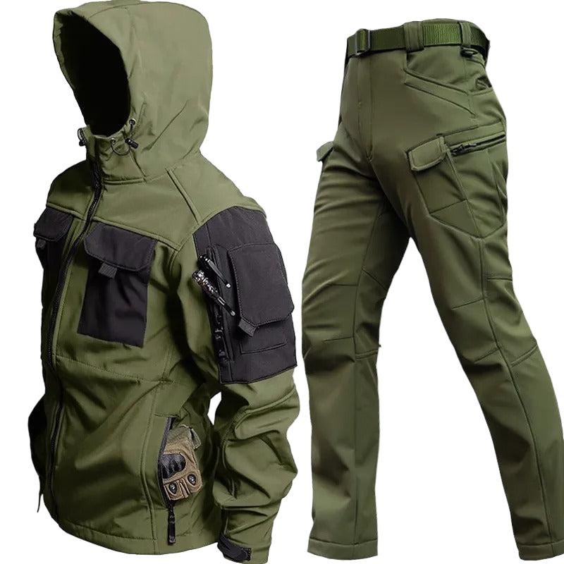 Menns vanntett og vindtett softshell utendørssett, ideelt for fotturer og friluftsliv.
