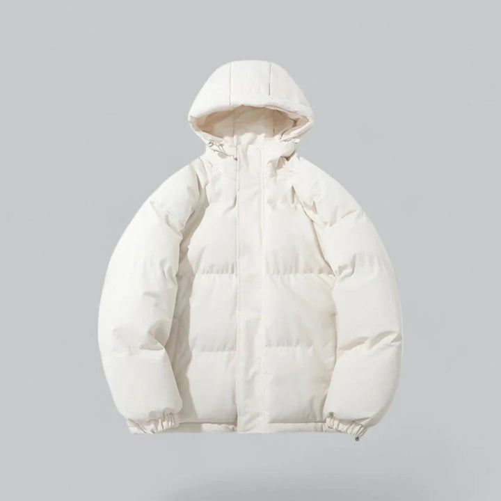Mann modell iført grå herre vinterparka, vanntett og varm. Stilrent vintertøy for menn, klar for tøffe dager.