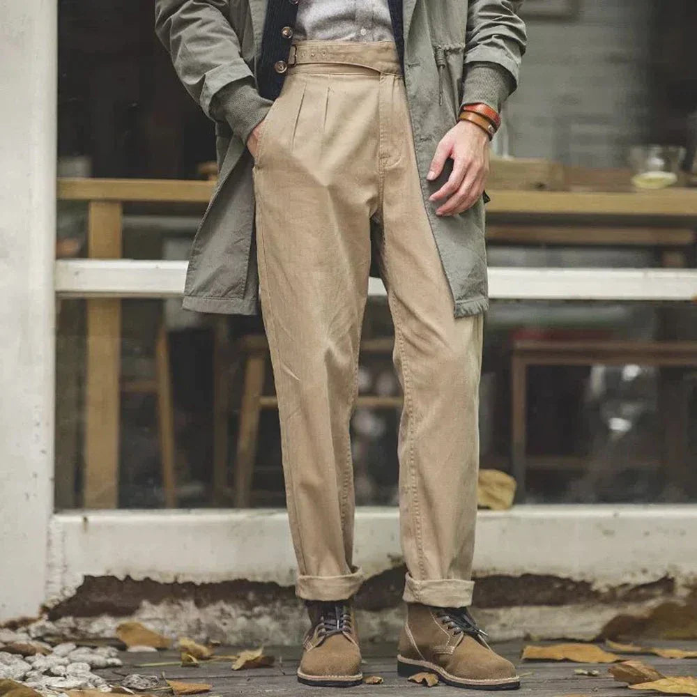 Herre Gurkha-bukse med plissert front i sofistikert stil for business og smart casual.