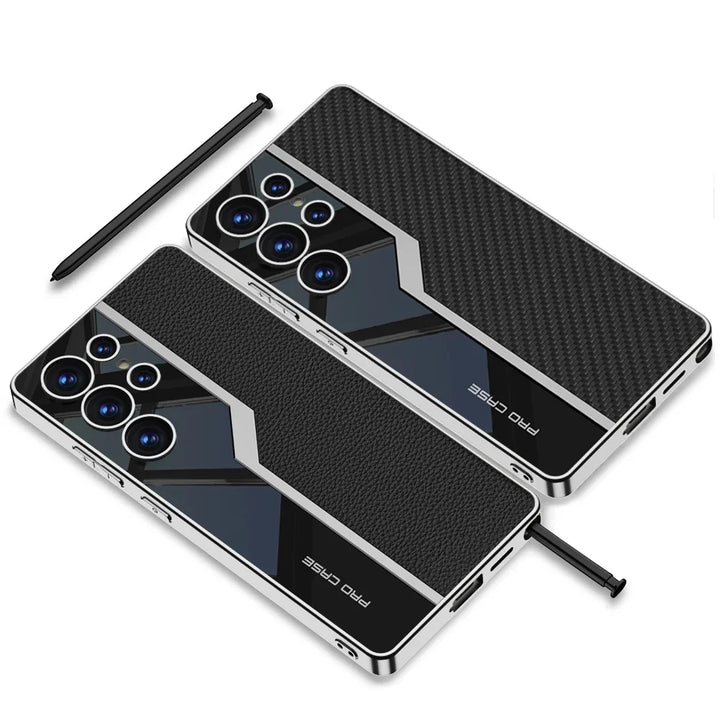 Bakside av mobildeksel til Samsung S24 Ultra, viser tekstur og stilrent design i PU-lær.