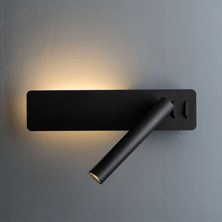 Fleksibel LED leselampe, moderne veggmontert design, justerbart spotlys for målrettet arbeidsbelysning.