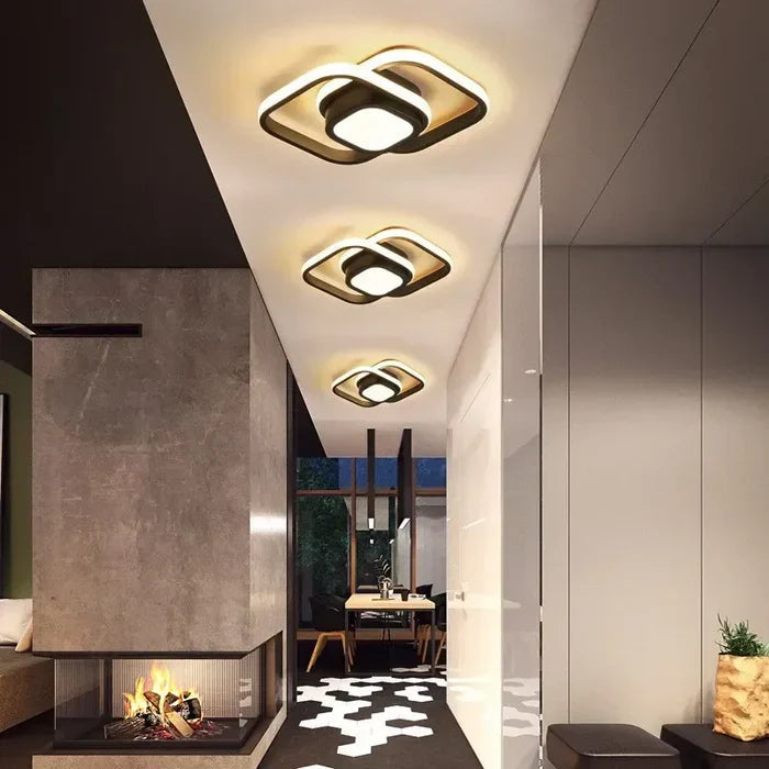 Moderne dobbel ring LED taklampe. Skaper atmosfære med stilfull og funksjonell belysning.