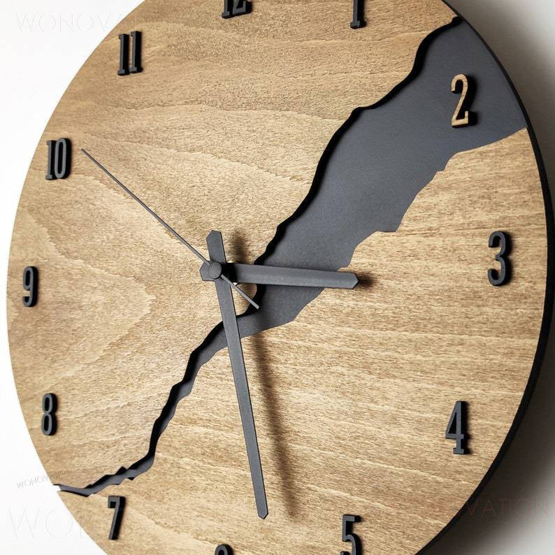 Elegant, minimalistisk veggklokke. Tidløst design i nordisk stil. Moderne og dekorativ for stue og kontor.