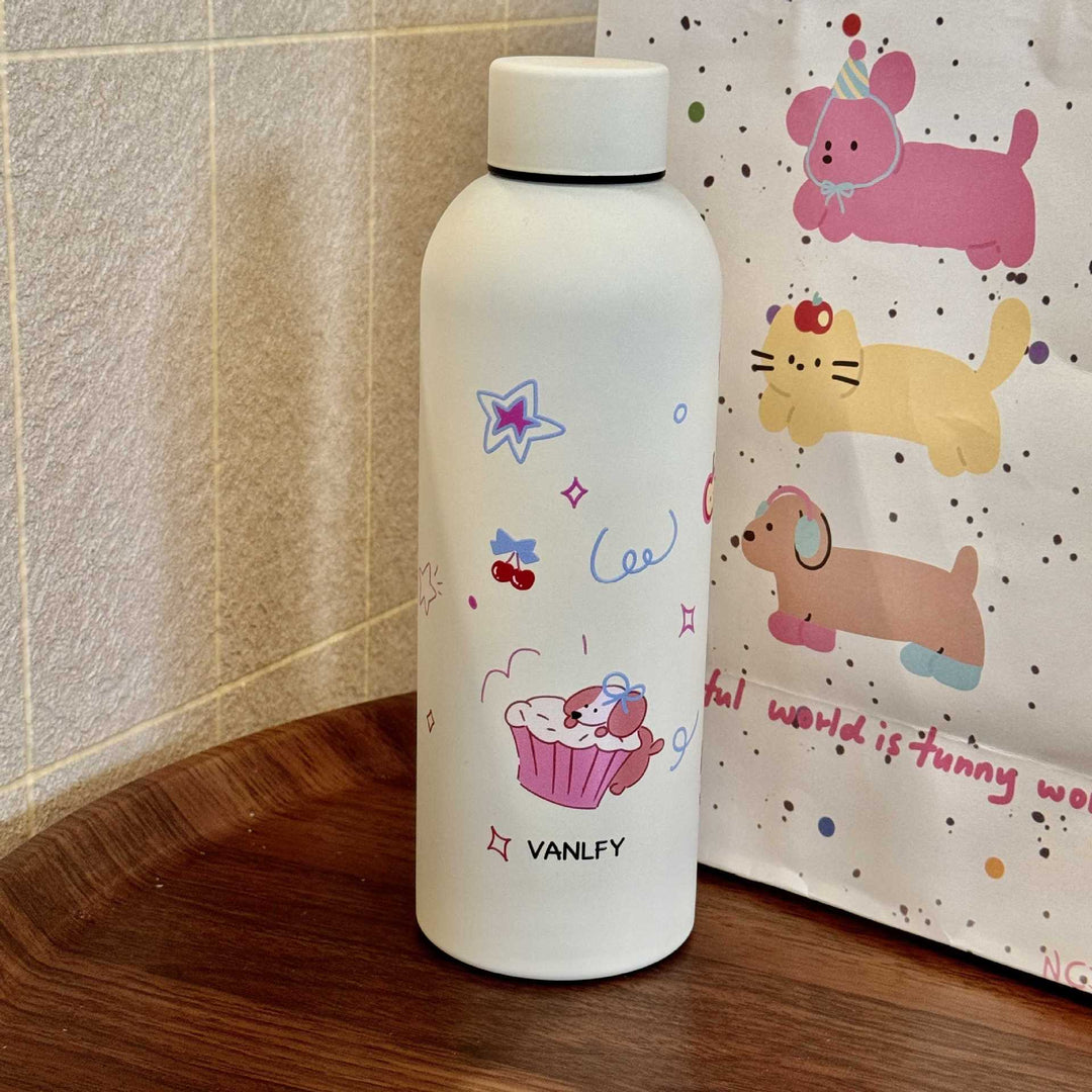 Rosa 500ml isolert vannflaske for damer med lekent dyremotiv. BPA-fri termoflaske for varm/kald drikke, lekkasjesikker.