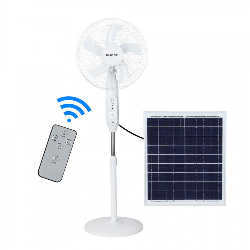 Kompakt solardrevet vifte for skrivebord eller innendørs kjøling. Stillegående, bærbar og energieffektiv løsning.
