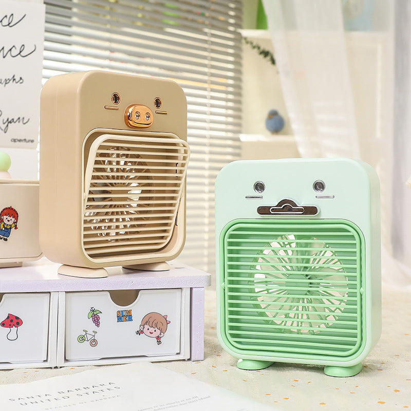 Grønn USB minivifte med søtt kanindesign, perfekt for en frisk bris om sommeren.