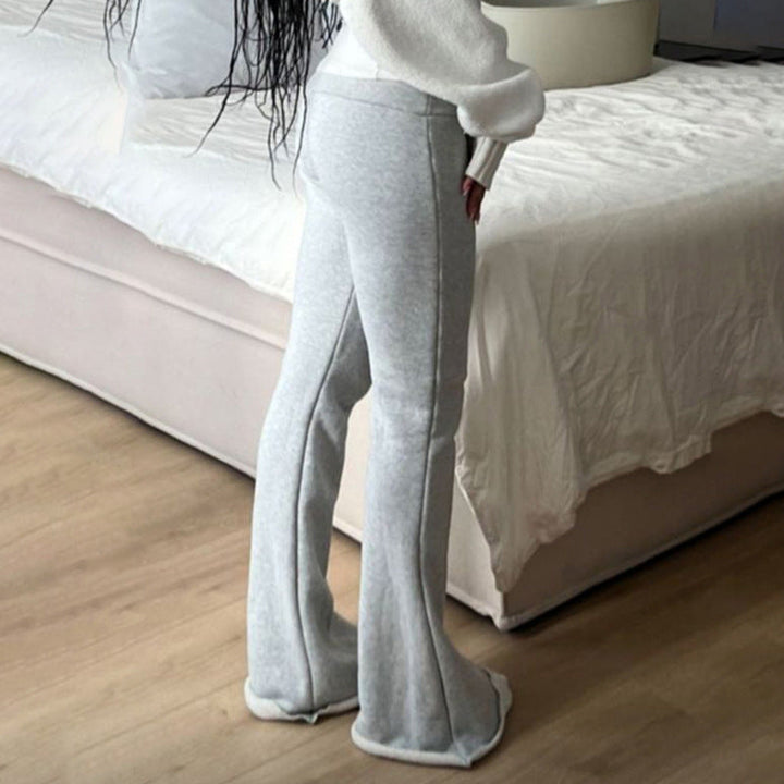 Allsidige dameleggings med utslått ben, egnet som treningsklær, yoga eller komfortabelt hverdagsplagg.