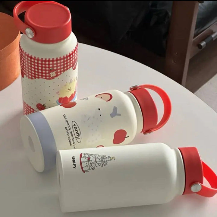 Robust 900ml isolert termoflaske for kvinner. Dyredesign drikkeflaske med klafflokk, ideell for trening og reise.