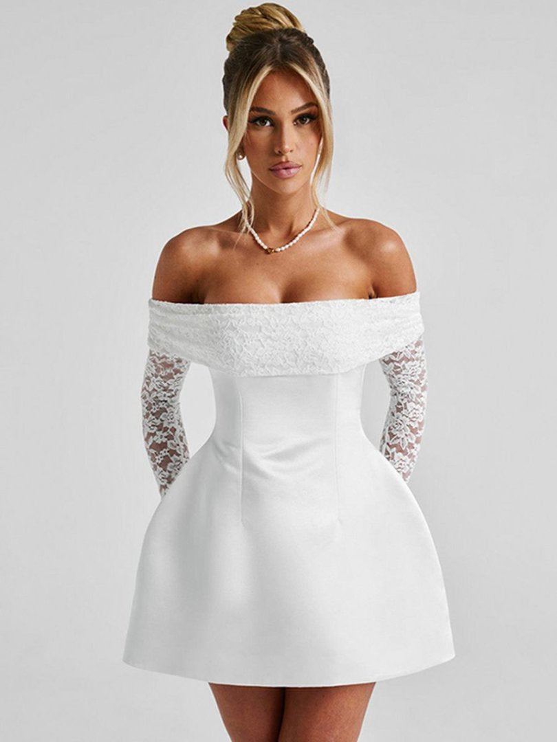 Moderne off-shoulder dame minikjole, en elegant kort festkjole med smigrende passform for kveldsbruk.