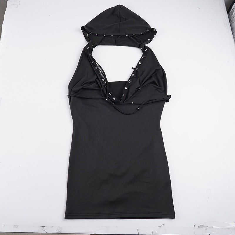Dame hettegenser med dekorative snøringsdetaljer, perfekt for en komfortabel og trendy urban fritidslook.