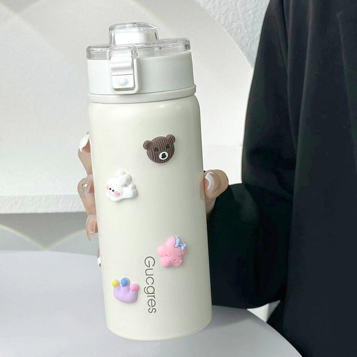 Isolerende vannflaske med klaffelokk, lekkasjesikker og BPA-fri. Leken design for damer på kontor/sport.