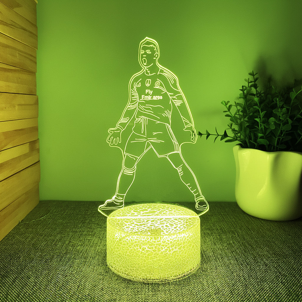 Cristiano Ronaldo 3D fotballampe, et must-have for ekte fans, lyser opp ethvert rom.