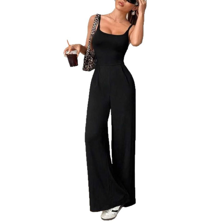 Moderne mote jumpsuit for kvinner, elegant design med vide ben. Komfortabel & flatterende for både fest & sommerstil.