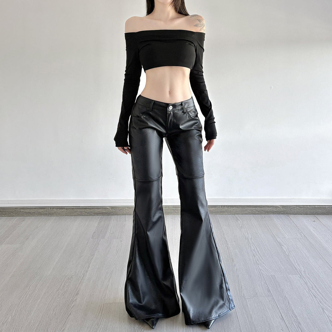 Moderne damebukser med sleng, tidløst svart design for en trendy look.