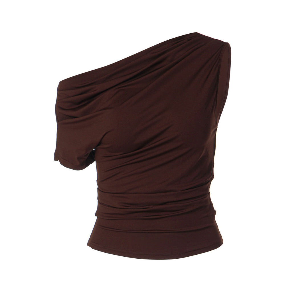 Allsidig enskuldret dametopp med fine rynker, i klassisk svart eller trendy vinfarget, perfekt for sommer/fest.