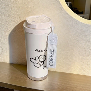 Praktisk 500 ml Hello Kitty drikkekopp, isolert for damer. Søt plastkopp, ideelt tilbehør for reise.