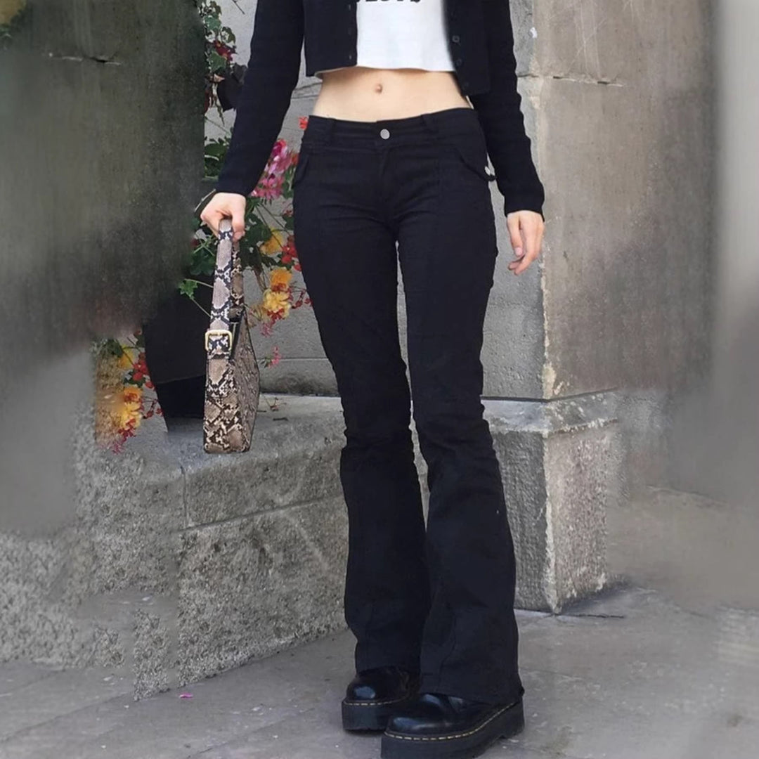 Stilrene høymidjede flared jeans for kvinner med praktiske lommer, ideelle for motebevisste.