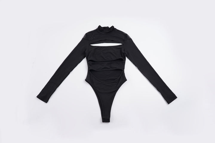 Elegant langermet dame bodysuit med moderne cut-out-detaljer og en sofistikert ståkrage.