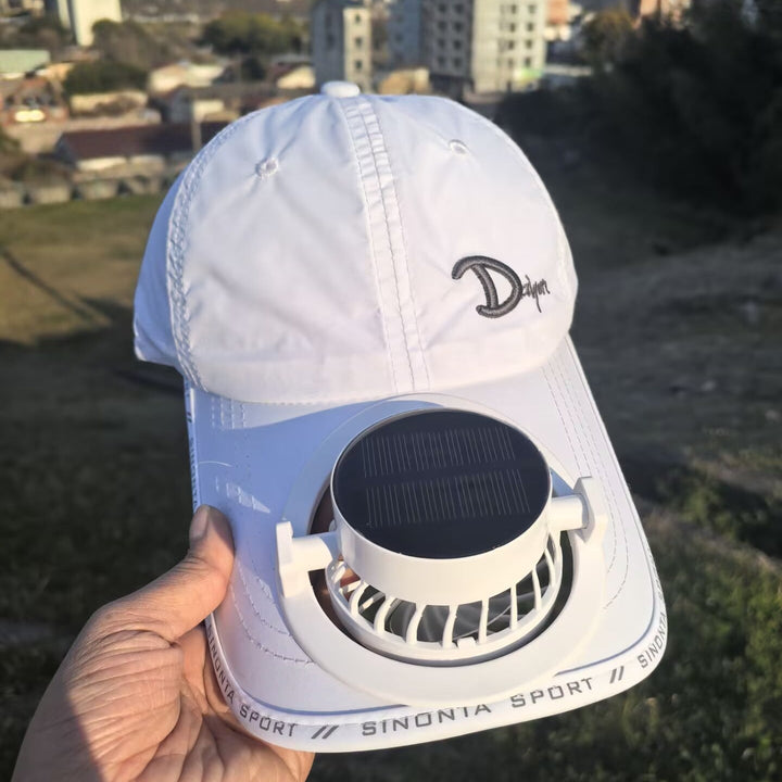 Justerbar baseballcaps med vifte for sport og utendørs kjøling. Unisex, pustende og solcelledrevet.
