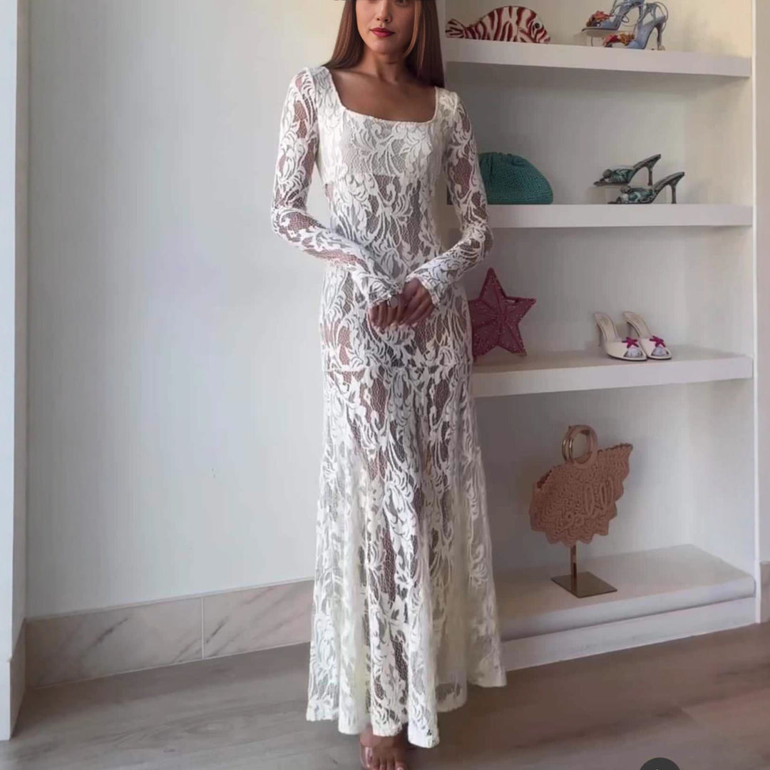 Chic hvit sommerkjole/vårkjole. Elegant spisskjole for kvinner med lange ermer.