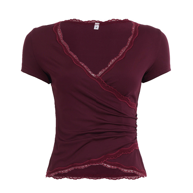 Allsidig dame topp: Omslagstopp med justerbar passform, blonde og volanger. Kan styles casual eller elegant.