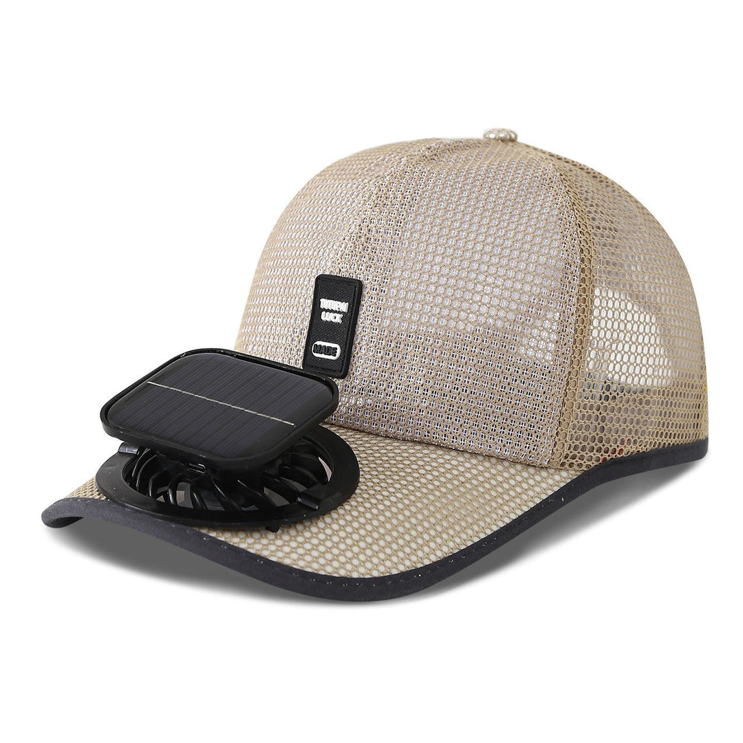 Behagelig unisex solcaps med vifte, pustende mesh og solbeskyttelse for varme sommerdager.