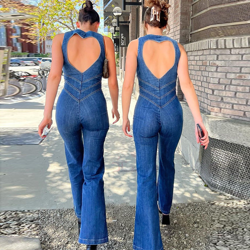 Stilren dame jumpsuit med vide ben, ideell for både fest og hverdag. Komfortabel og trendy.