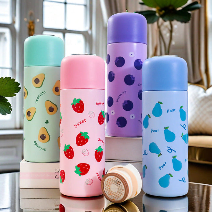 Lilla isolert drikkeflaske i rustfritt stål, 500ml. Holder drikken varm/kald. Gjenbrukbar unisex termos.