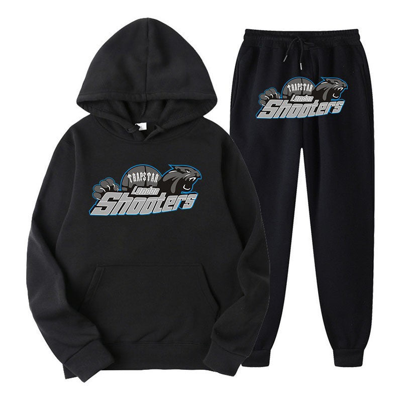 Svart unisex hettegenser og joggebukse sett, perfekt for urban komfort og avslappet stil.