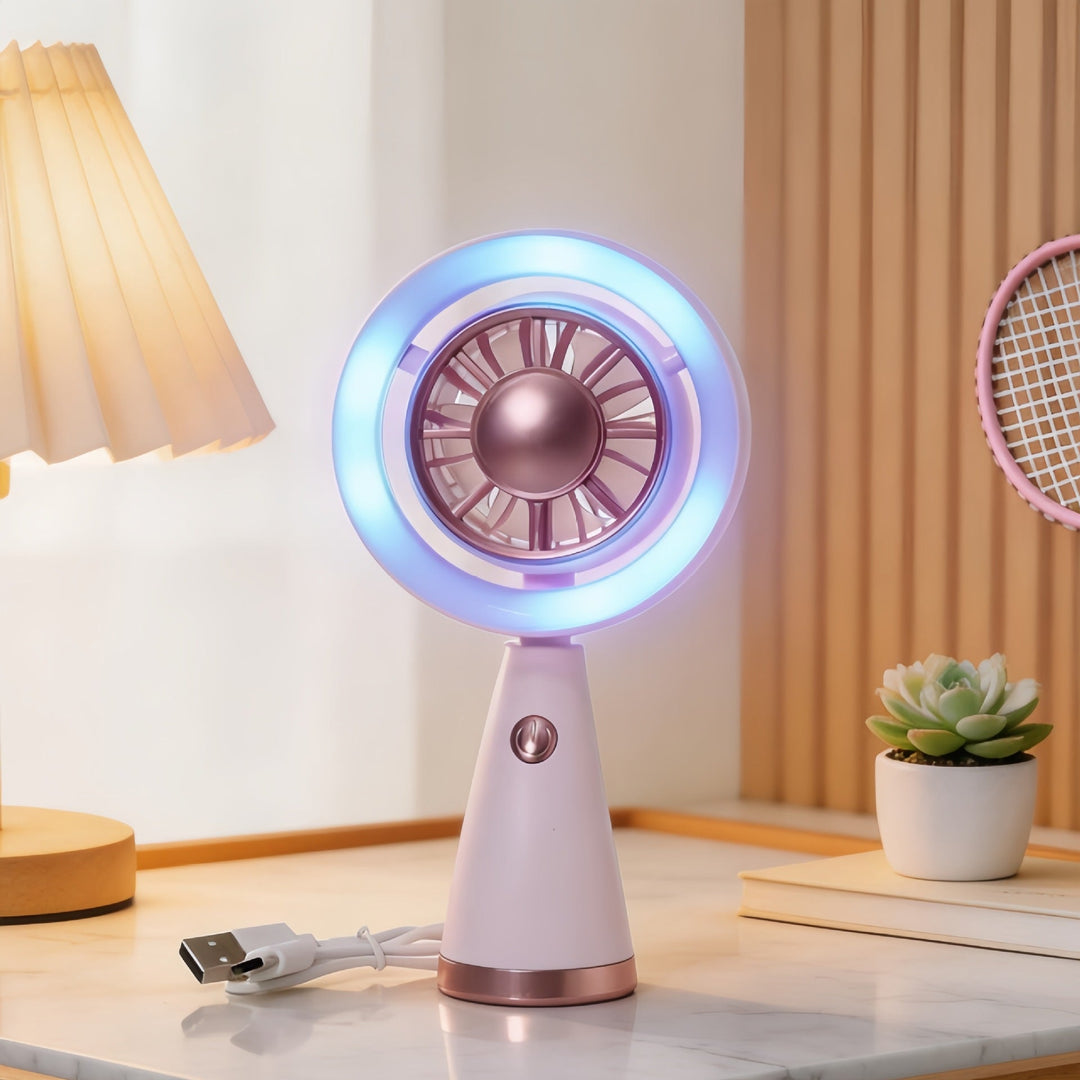 Liten bærbar vifte med RGB LED-lys for skrivebord, perfekt for hjemmekontor og hygge.