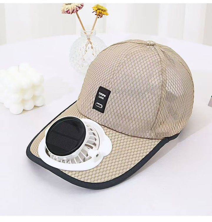 Lett og funksjonell baseballcap med mesh, perfekt for utendørs eventyr.