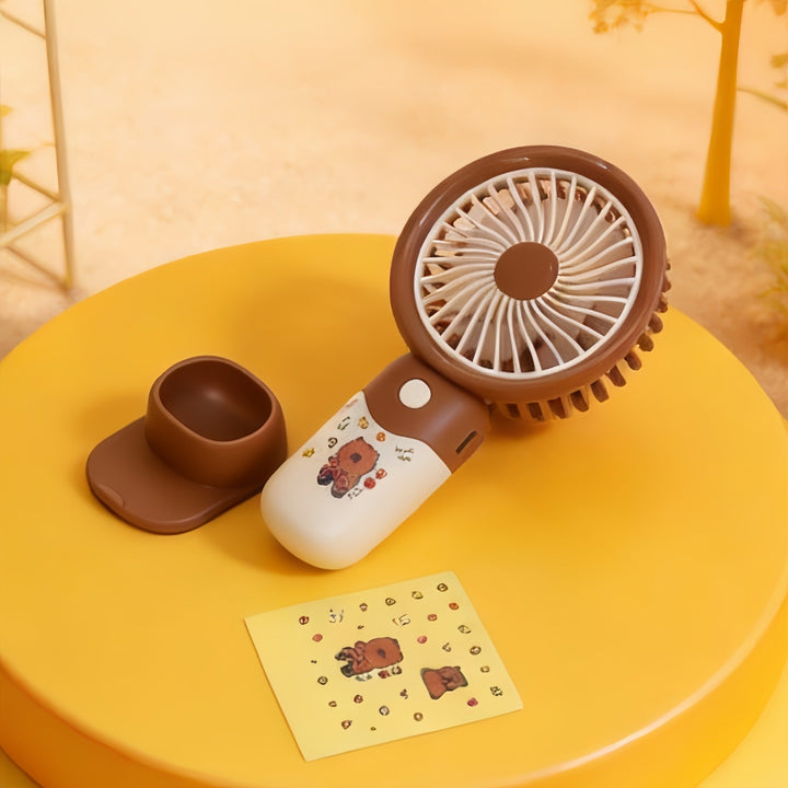 Kompakt bærbar USB-vifte med katte-design, perfekt for sommer og reise, gir personlig kjøling.