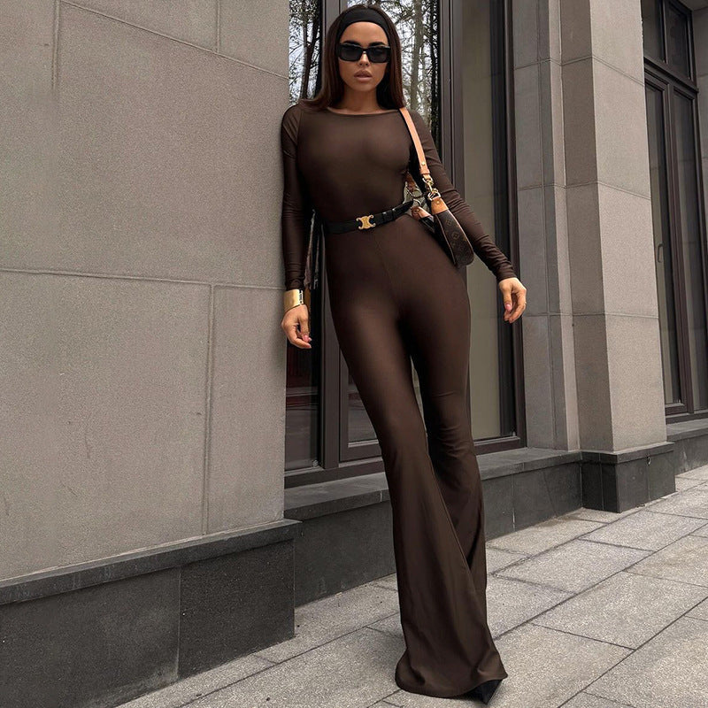 Elegant dame jumpsuit med skulderløs design og vide ben, perfekt for fest, sommer og kveldsklær.