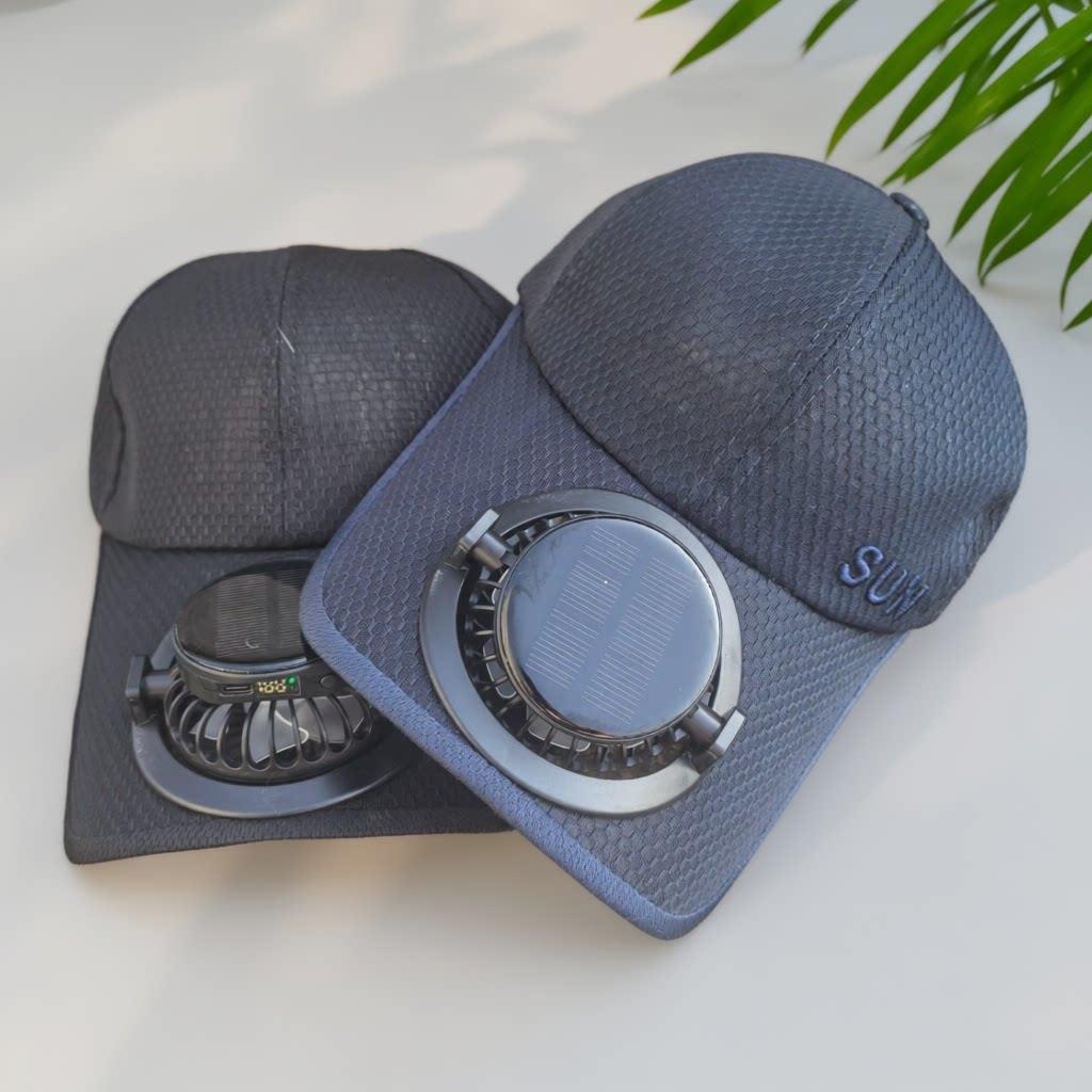 USB-oppladbar vifte-caps; en innovativ baseballcaps som gir kjøling for sport og utendørsaktiviteter.