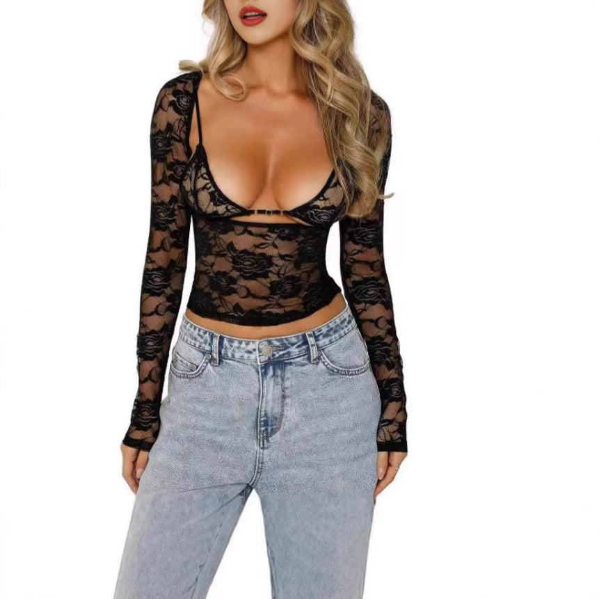 Gjennomsiktig dame topp med dyp V-hals og elegante cut-out detaljer; en perfekt kveldstopp.