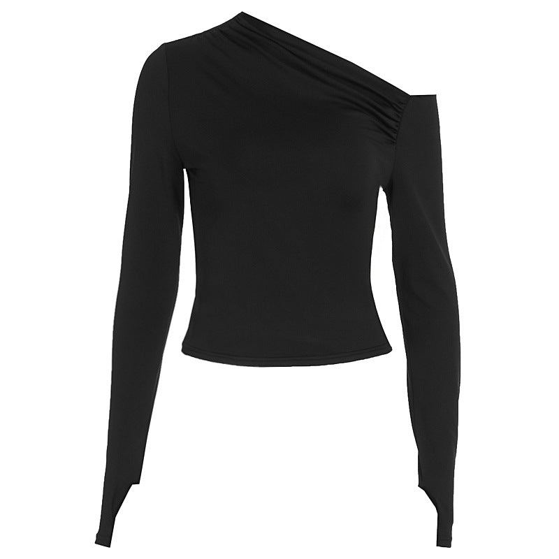 Komfortabel asymmetrisk langermet topp. Stilren bluse for kvinner, ideell for jobb og fritid.