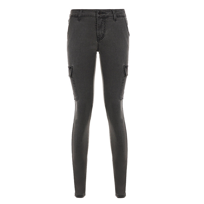 Svart herre slim-fit cargo jeans. Motebevisst valg for komfortable og praktiske hverdagsbukser.
