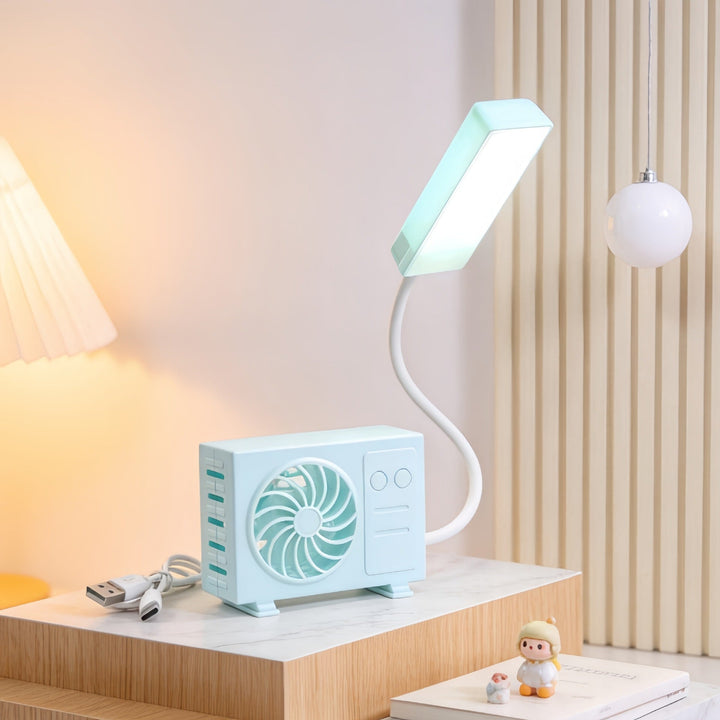 Moderne LED-kontorlampe med integrert vifte. Stilig design og energieffektiv belysning for ditt hjemmekontor.