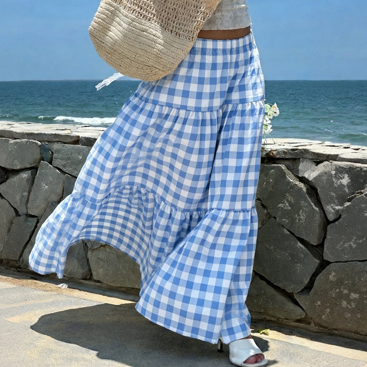 Mønstret langt dameskjørt med elastisk midje i lett stoff, flott for sommer og casual look.