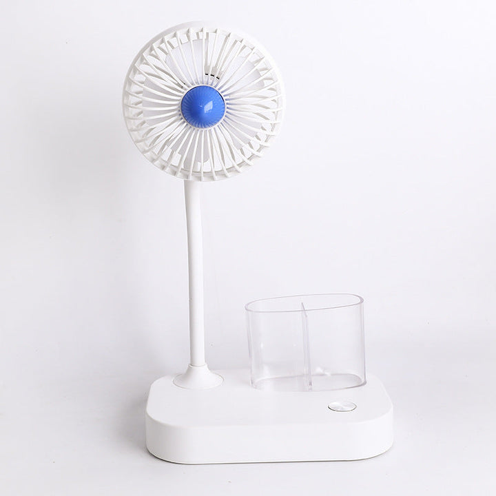 Bærbar bordvifte med fuktighetsspray for effektiv kjøling. Ideell for hjemmekontor og personlig sommerbruk.