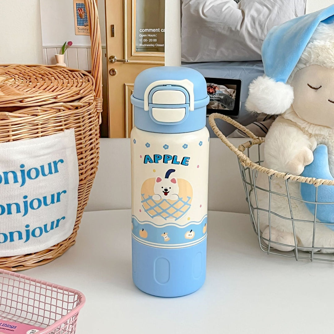 Fargerik 500ml isolert vannflaske for barn, perfekt for barnehage/skole, enkel å bruke.