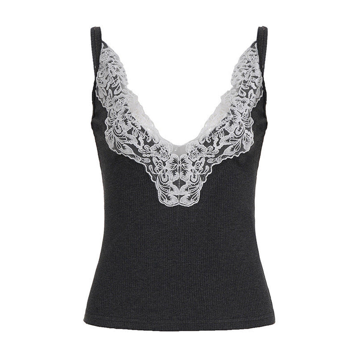 Vår- og sommertopp for damer: Elegant design med dyp V-hals og intrikate spissdetaljer.