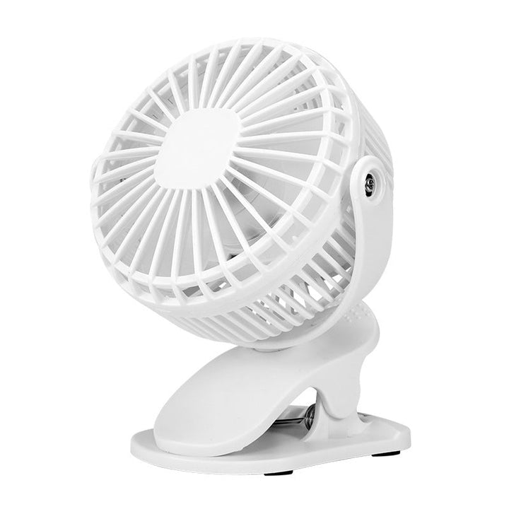 Moderne, hvit bærbar ventilator/vifte. USB-drevet, stillegående for soverom eller arbeidsplass.
