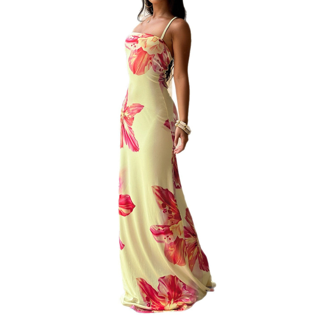 Elegant blomster-maxikjole med tynne stropper, en lett og komfortabel sommer- og festkjole for damer.