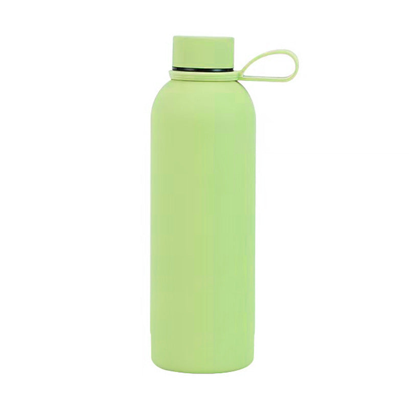 Stilren 500ml drikkeflaske i silikon. Allsidig isoleringsflaske; ideell for kontor og trening.