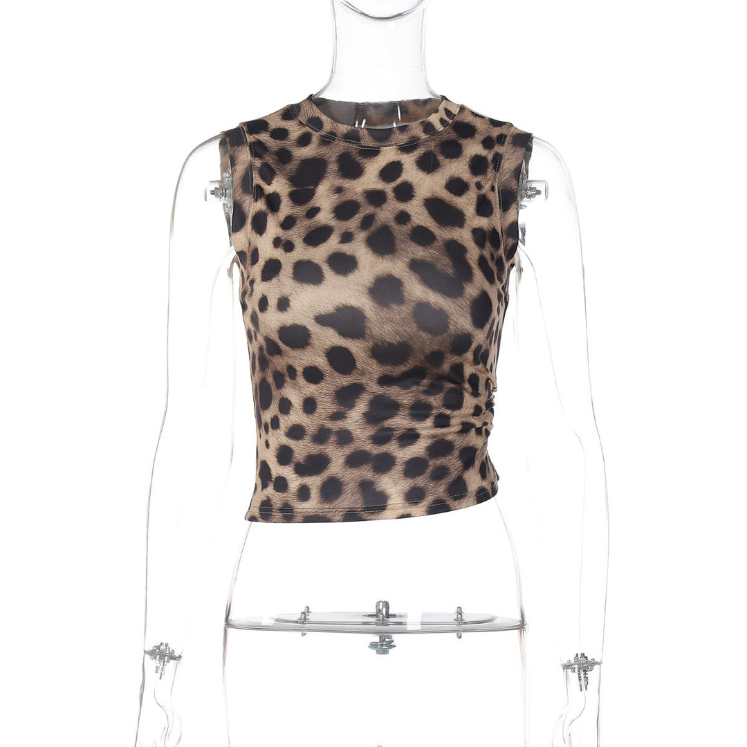Elegant og trendy dametopp med leopardmønster. Figurnær bluse, perfekt for hverdag og fest for kvinner.