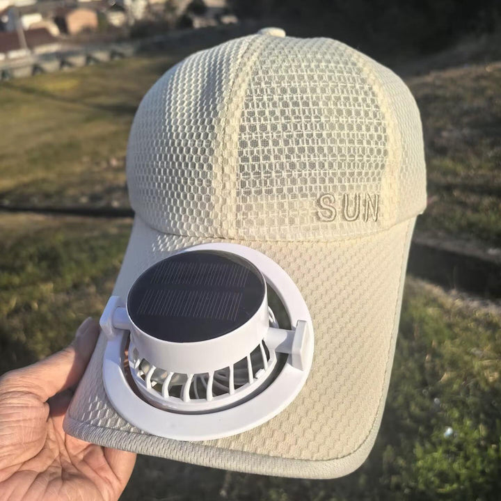 Justerbar unisex solhatt med avtakbar solvifte. Pustende mesh gir kjølende solbeskyttelse for sport/fritid.